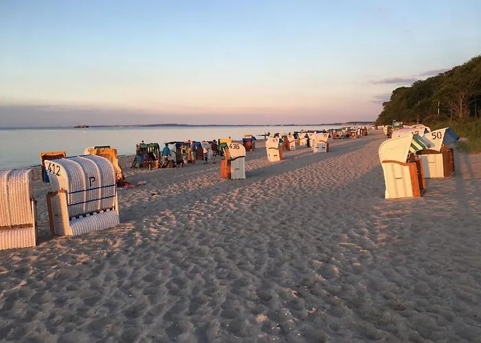 In With Swimming Pool * Quickborn (Pinneberg)